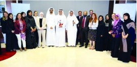 تنمية المجتمع تعرف موظفي »تنفيذي دبي« بمهارات التعامل مع ذوي الإعاقة البصرية